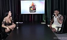 Will Mastro dominates Vitoria Beatriz in sheer red