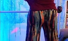 Hotwife steffi rips pants for crazy pussy dance.