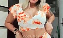 latina teases with big pussy lips.