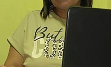 mi madrastra se aprovecha de mis reprobadas y amenaza con acusarme