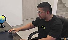 i'm bangin' my boss's stepdaughter behind his back