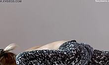 uhh, russian hairy gymnast rita mochalkina showin off her flexy moves naked... damn!