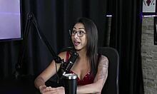 Blonde brunette sensual shoot 😘