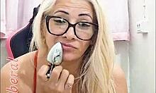 Showing to the naughty ones who want to meet in a motel and come enjoy nicely