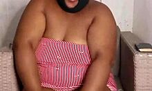 Crente safada with huge ass and tasty pussy got horny reading the bible!