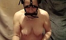 Feeling wild with my kinky milf slave!