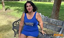 Hey, getrouwde vrouw is vrij om lullen te zuigen bij PepePorn nu