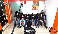 Peruanos pasan casting porno y se cogen a ricas extranjeras?