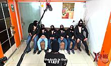 Peruanos pasan casting porno y se cogen a ricas extranjeras?