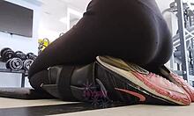 Naughty blonde shows off at the gym