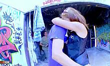 Gyönyörű francia beurette Krystal Wallas elveszi a farkamat