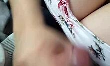 my girlfriend gives me a handjob, babe?