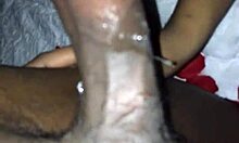 여친, 차고에서 거친 도기스타일로 처벌받음