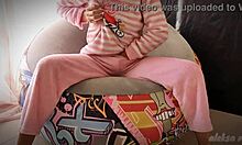 Skinny teen masturbates and squirts