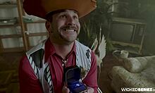 Sunny Leone mélytorok Melody Marksnak