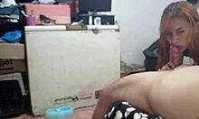 conoc� a una chica f�cil en el carnaval le tire agua y se me par� la verga �la folle sin conclerla