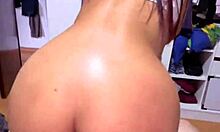 Mi hermanastra culona llega viaje recibo montando verga leche boca