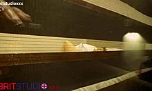 I watch my slutty neighbor masturbating her big ass