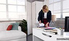 Don't You Love Your Little 18+ Stepsister Zelda Morrison?