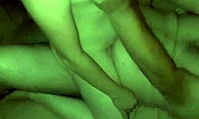 esfregando gostoso no pau do meu marido antes dele me comer?