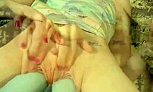 Machine fucked wife squirts all over herself