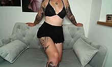 watch me strip in mini rock