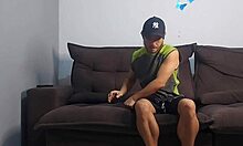 Horny Colombian Delivery Girl Fucks Client Without Helmet