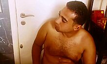 Cooking and Screwing in Brazilian Homemade Group Action Part 3