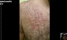 Όμορφη υπάκουη πόρνη Jade με μικρή μέση 18+ κάνει σόλο μουνί και κοντινή υγρή πούτσα φετίχ