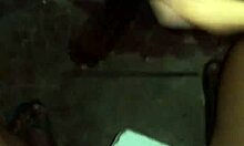 Mulher casada infiel é pega chupando pau sozinha em casa!