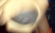 Mulher casada infiel é pega chupando pau sozinha em casa!