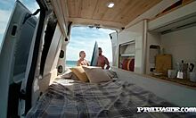 omg i cant beleive cherry kiss squirts outside like dat