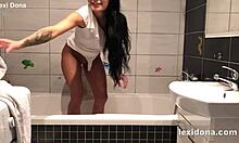 Lexidona - Pee Pee - Czech Homemade Softcore