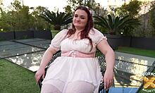 sheryl x loves getting spied on while sucking cum 😏