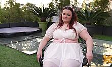 sheryl x loves getting spied on while sucking cum 😏