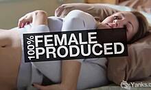 i masturbate to climax as a brunette tattooed babe