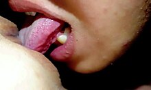 Ninewthai, biarin gue jilat memek Asia ketatmu di cosplay seksi