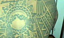 Homemade brush assfucking two hotties