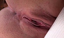 delicieuse jimena lago teases in solo ass play