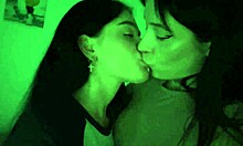 Sloppy lesbain kisses turn to wet pussy feasting