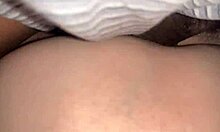 Stesøster og storebroren hennes blir grove, river klær for anal og creampie.