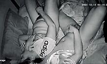 Relazione Familiare Parte 27: Brunetta Succhia Profondo Cazzo Grosso, Si Fa Fottere il Culo