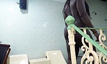 I see this black african descendent with shinning skin climbin stairs naked to tease me, so sexy
