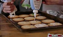 Bisexual stepsisters Hime Marie and Nikole Nash get creampie for Christmas