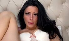 British Student Fucks Herself On Webcam