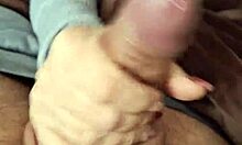 i lick her pussy to orgasm, then facial.