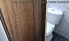 Veo A Mi Madrastra Disfrutando Delicioso Coño Parte 1