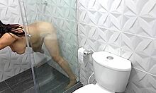 Veo A Mi Madrastra Disfrutando Delicioso Coño Parte 1