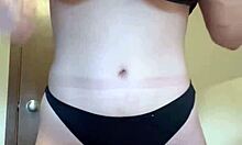 18Yo Amateur Cums Hard On Stuffed Panties