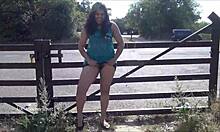 i flash public with banana and masturbate outdoor